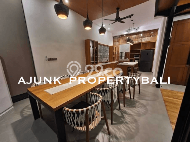 Vila di , Area 310m2m², Akses ke fasilitas umum Vila di , Area 310m2m², Akses ke fasilitas umum