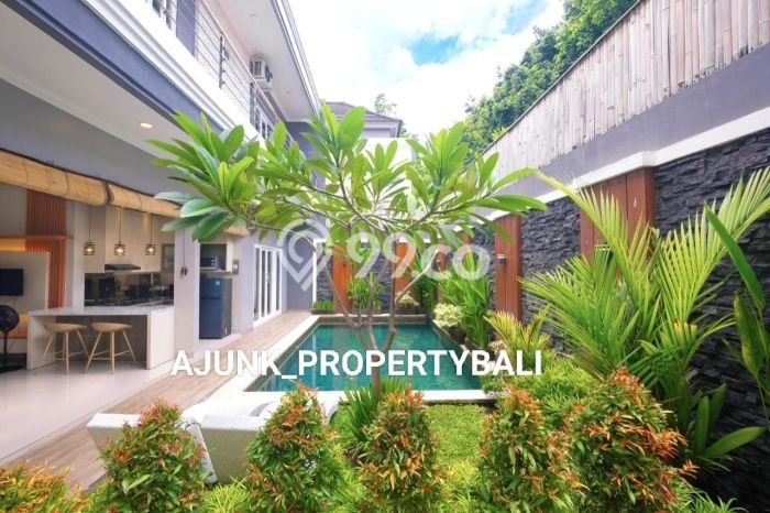Ready to Use! Premium House LT 150m2 Desain Modern di Kerobokan Ready to Use! Premium House LT 150m2 Desain Modern di Kerobokan