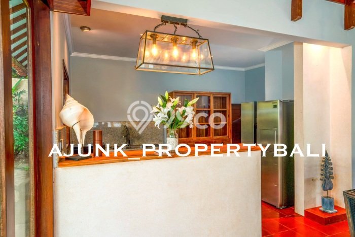 Vila di , Luas 3415m2m², Dekat ke Pusat Kota Vila di , Luas 3415m2m², Dekat ke Pusat Kota