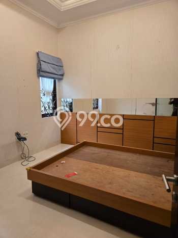 Rumah Elit Modern Tanpa Renovasi di Sunter Jakarta Utara Rumah Elit Modern Tanpa Renovasi di Sunter Jakarta Utara