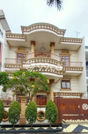 Ready to Use! Luxury House LT 257m2 Desain Modern di Sunter Ready to Use! Luxury House LT 257m2 Desain Modern di Sunter