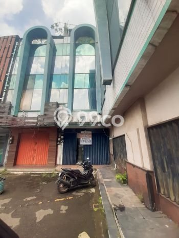 Unit Ruko Dijual di Cilandak Jakarta Selatan Luas Tanah 72m2, Luas Bangunan 250m2 Unit Ruko Dijual di Cilandak Jakarta Selatan Luas Tanah 72m2, Luas Bangunan 250m2