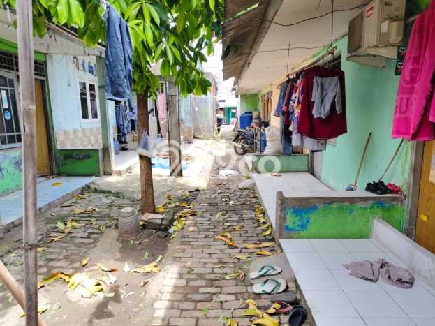 Unit Kost Dijual di Cikarang dengan 15 Kamar Area Ramai Unit Kost Dijual di Cikarang dengan 15 Kamar Area Ramai
