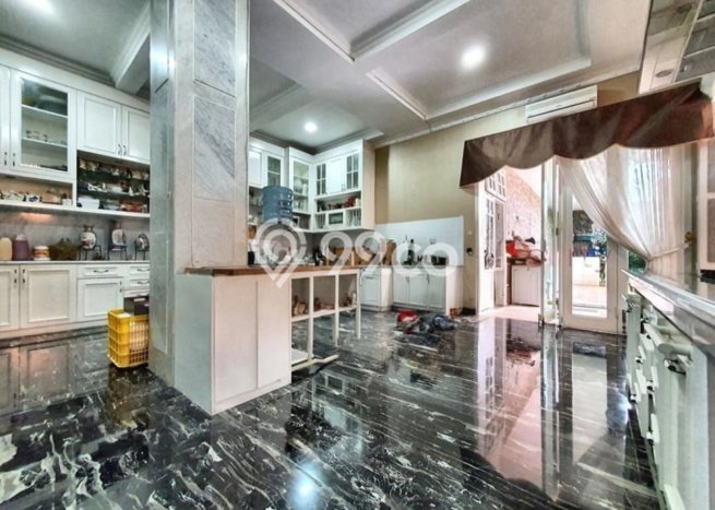 For Sale Rumah Mewah Exclusive di Jagakarsa, Jakarta Selatan For Sale Rumah Mewah Exclusive di Jagakarsa, Jakarta Selatan