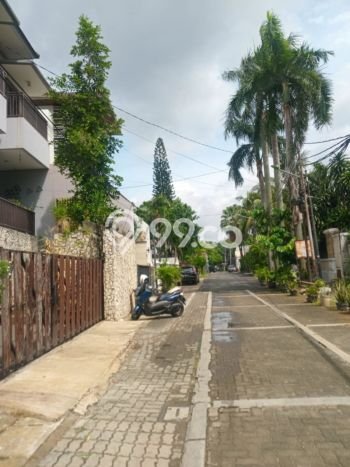 Rumah Eksklusif Siap Huni LT 237m2 di Cilandak, Jakarta Selatan Rumah Eksklusif Siap Huni LT 237m2 di Cilandak, Jakarta Selatan