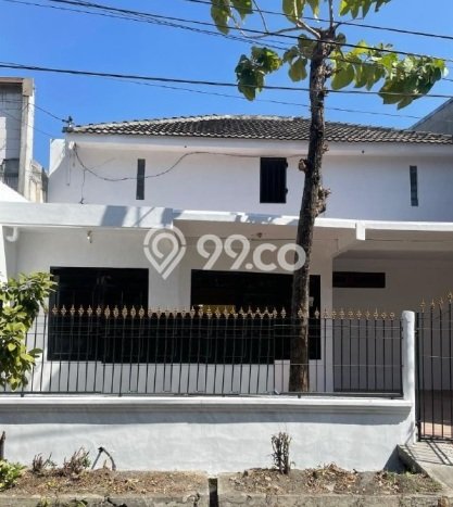 Dijual Cepat Rumah Favorit Siap Huni LB 200m2 di Wiyung, Surabaya Dijual Cepat Rumah Favorit Siap Huni LB 200m2 di Wiyung, Surabaya