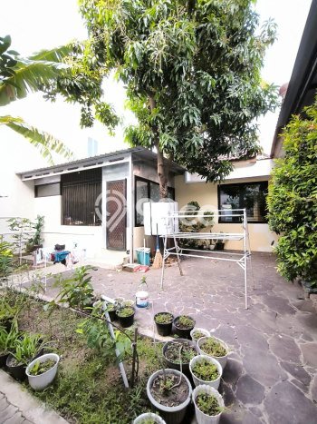 FEATURED! Rumah Nyaman area Rungkut, LT 390m2m² LB 250m2m² FEATURED! Rumah Nyaman area Rungkut, LT 390m2m² LB 250m2m²