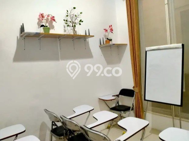 Jual Rumah Bagus Siap Huni LB 200m2 di Rungkut, Surabaya Jual Rumah Bagus Siap Huni LB 200m2 di Rungkut, Surabaya