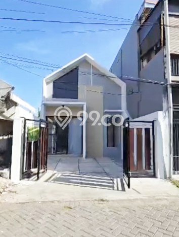 Rumah Strategis di Rungkut, Dekat Rungkut, Surabaya, Surabaya - 3 KT Rumah Strategis di Rungkut, Dekat Rungkut, Surabaya, Surabaya - 3 KT