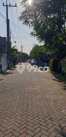 Rumah Strategis Modern Lb 92m2 di Wiyung, Surabaya Rumah Strategis Modern Lb 92m2 di Wiyung, Surabaya