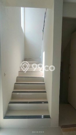 For Sale! Luxury House LT 135m2 Desain Elegan di Citraland For Sale! Luxury House LT 135m2 Desain Elegan di Citraland