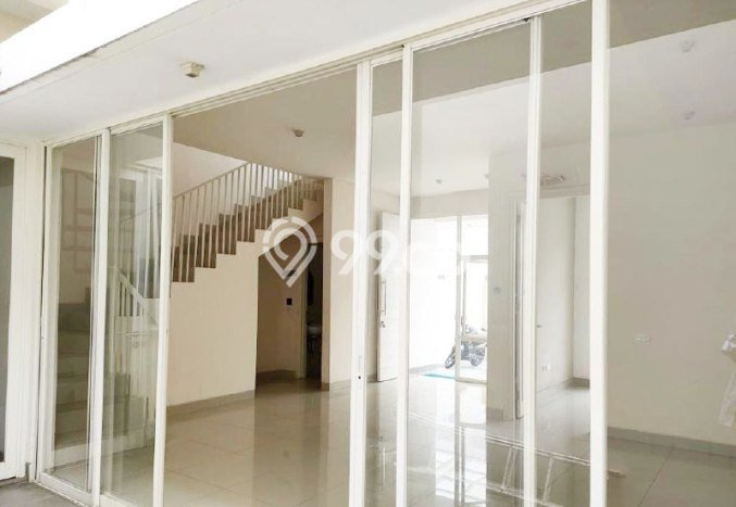 For Sale Rumah 3 Kamar Lokasi Strategis Bagus dan Strategis di Rungkut For Sale Rumah 3 Kamar Lokasi Strategis Bagus dan Strategis di Rungkut