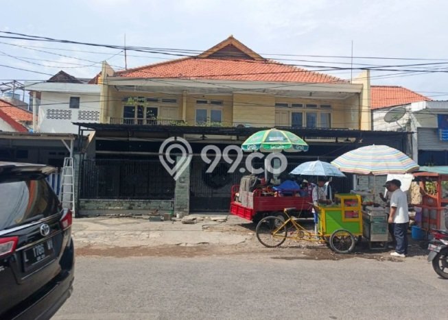 Ready to Use! Luxury House LT 264m2 Desain Modern di Surabaya Kota Ready to Use! Luxury House LT 264m2 Desain Modern di Surabaya Kota