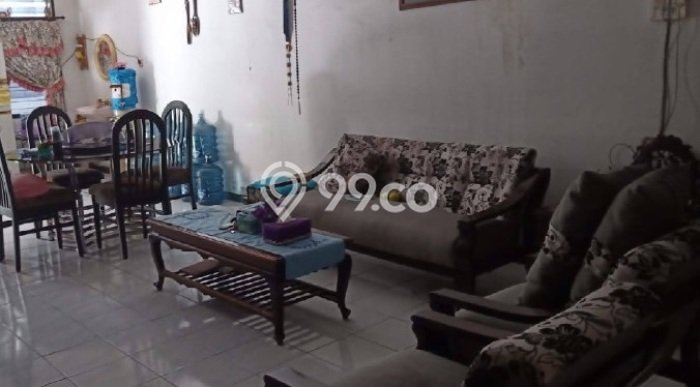 Dijual Rumah 5 Kamar Lokasi Ideal Nyaman dan Strategis di Kenjeran Dijual Rumah 5 Kamar Lokasi Ideal Nyaman dan Strategis di Kenjeran