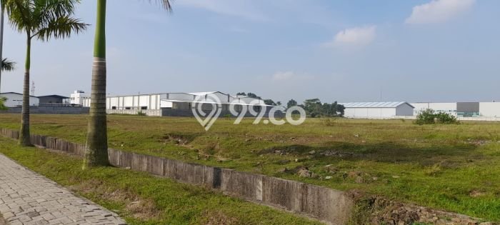 Tanah di Cikande, Serang Luas 100000m2 Dijual Segera Tanah di Cikande, Serang Luas 100000m2 Dijual Segera