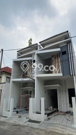 Dijual Hunian Rumah Terawat 2 KT di Surabaya Kota, Surabaya Dijual Hunian Rumah Terawat 2 KT di Surabaya Kota, Surabaya