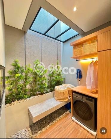Dijual Hunian Rumah Terawat 2 Kamar di Citraland, Surabaya Dijual Hunian Rumah Terawat 2 Kamar di Citraland, Surabaya