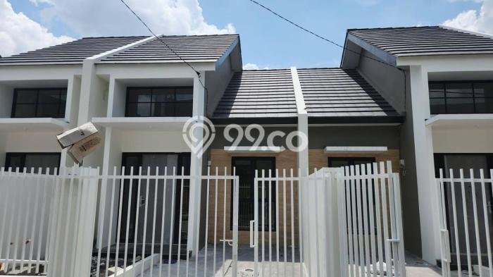 Jual Rumah Strategis Bagus Punya 2 KT di Rungkut Surabaya SHM Jual Rumah Strategis Bagus Punya 2 KT di Rungkut Surabaya SHM