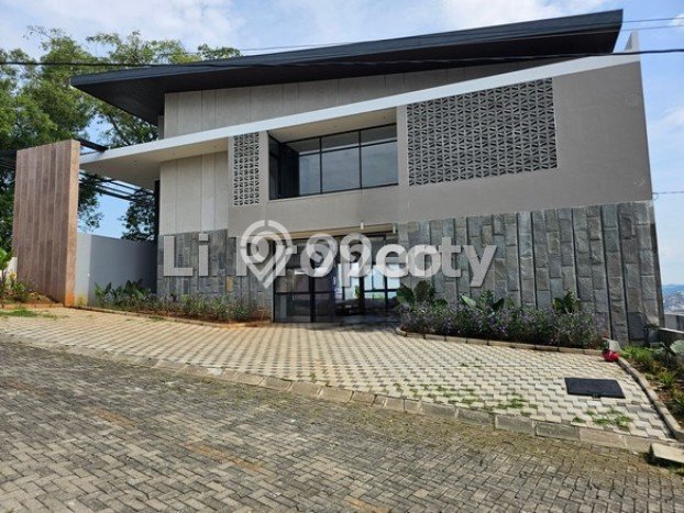 BEST DEAL! Rumah Bagus Disewakan di Semarang BEST DEAL! Rumah Bagus Disewakan di Semarang