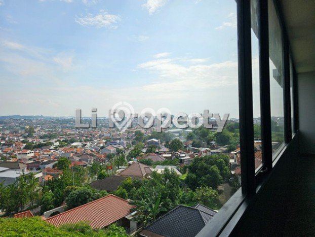 BEST DEAL! Rumah Bagus Disewakan di Semarang BEST DEAL! Rumah Bagus Disewakan di Semarang