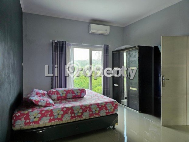 PENAWARAN EKSKLUSIF! Rumah kawasan Jangli, 2 KT, Lingkungan Elite, LT 120m² Bangunan 150m² PENAWARAN EKSKLUSIF! Rumah kawasan Jangli, 2 KT, Lingkungan Elite, LT 120m² Bangunan 150m²