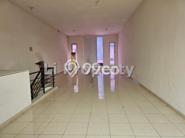 Untuk Disewa Ruko di Semarang Barat Semarang LT 75m2, LB 130m2 Untuk Disewa Ruko di Semarang Barat Semarang LT 75m2, LB 130m2