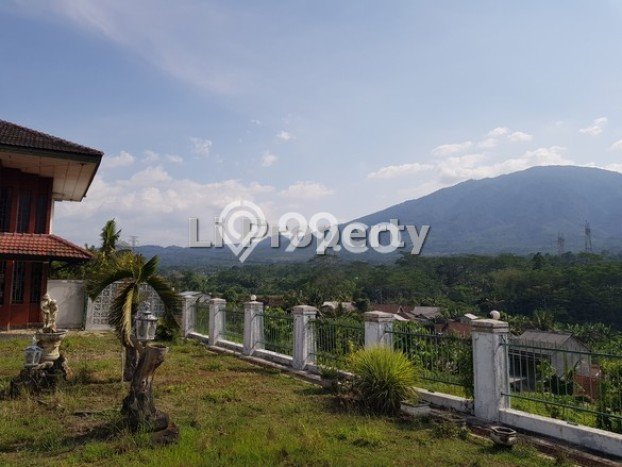 For Sale! Premium House LT 1995m2 Desain Elegan di Ungaran For Sale! Premium House LT 1995m2 Desain Elegan di Ungaran