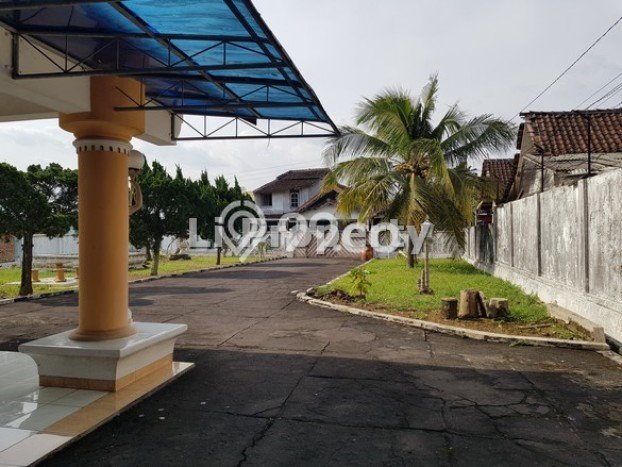 For Sale! Premium House LT 1995m2 Desain Elegan di Ungaran For Sale! Premium House LT 1995m2 Desain Elegan di Ungaran