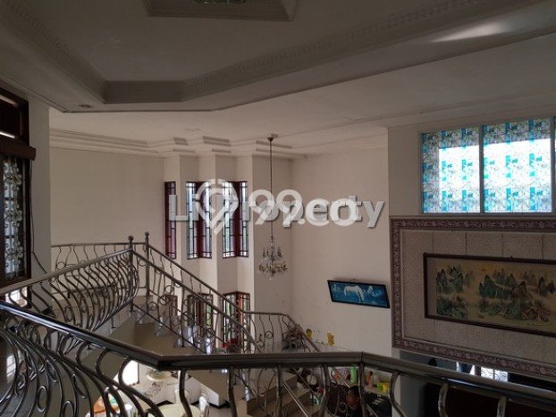 For Sale! Premium House LT 1995m2 Desain Elegan di Ungaran For Sale! Premium House LT 1995m2 Desain Elegan di Ungaran