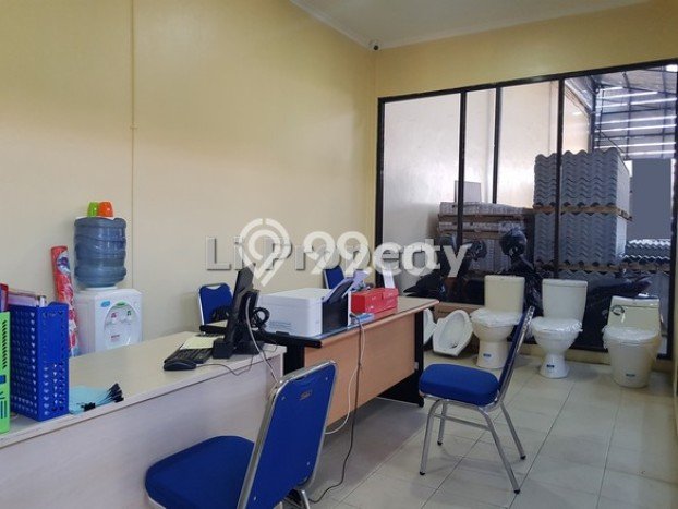 Disewakan Gudang di Pusat Kota Semarang Ramai Strategis Disewakan Gudang di Pusat Kota Semarang Ramai Strategis