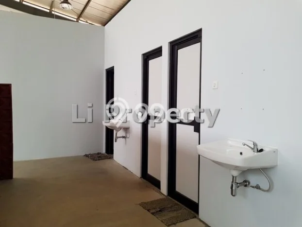 Gudang Disewakan Lokasi Banyumanik Semarang Harga Spesial! Gudang Disewakan Lokasi Banyumanik Semarang Harga Spesial!