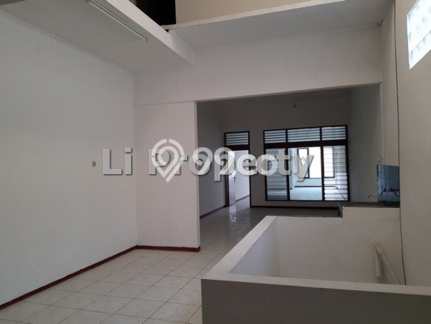 Tersedia Ruko Bisnis di Semarang Tengah Semarang Harga Sewa Menarik Bisa Nego Tersedia Ruko Bisnis di Semarang Tengah Semarang Harga Sewa Menarik Bisa Nego