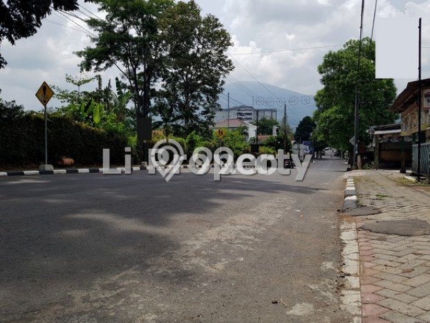 Untuk Dijual! Ruko di Ungaran Semarang LT 88m2 / LB 100m2 Kawasan Bisnis Untuk Dijual! Ruko di Ungaran Semarang LT 88m2 / LB 100m2 Kawasan Bisnis