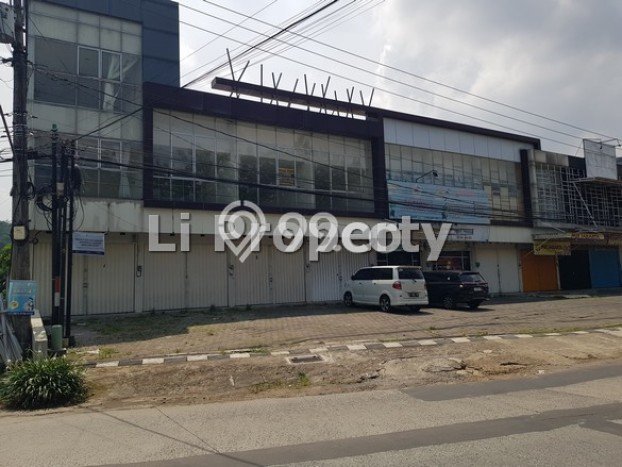 AREA TERSIBUK! Ruko di Ungaran, Luas 144m2m², Nilai Tinggi AREA TERSIBUK! Ruko di Ungaran, Luas 144m2m², Nilai Tinggi