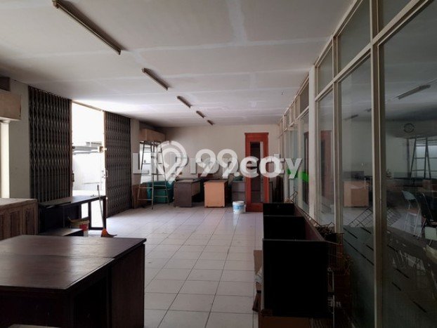 Tersedia Ruko Bisnis di Semarang Selatan Semarang Harga Sewa Menarik Bisa Nego Tersedia Ruko Bisnis di Semarang Selatan Semarang Harga Sewa Menarik Bisa Nego