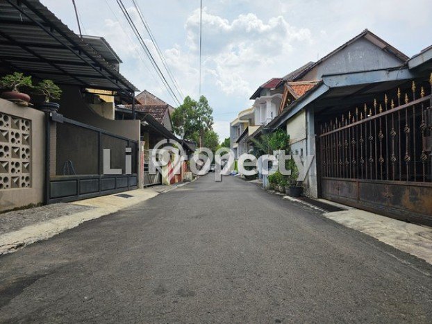 Disewakan Rumah Konsep Modern di Semarang Selatan Semarang dengan 4 Kamar Disewakan Rumah Konsep Modern di Semarang Selatan Semarang dengan 4 Kamar