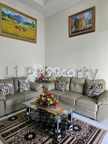 Disewakan! Rumah 3 Kamar Tidur &
2 Kamar Mandi di papandayan, Semarang Disewakan! Rumah 3 Kamar Tidur &
2 Kamar Mandi di papandayan, Semarang