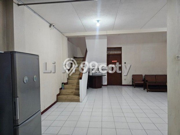 Rumah Cantik Siap Huni Di Semarang Tengah Luas 200m2 Lokasi Strategis Rumah Cantik Siap Huni Di Semarang Tengah Luas 200m2 Lokasi Strategis