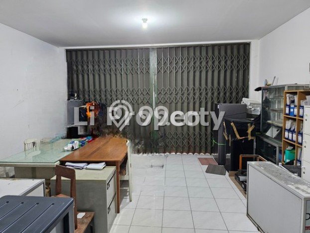 Disewakan! Rumah 3 Kamar Tidur &
2 Kamar Mandi di papandayan, Semarang Disewakan! Rumah 3 Kamar Tidur &
2 Kamar Mandi di papandayan, Semarang