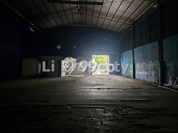 Gudang Komersial Disewakan di Semarang Selatan Semarang Luas 400m2 Gudang Komersial Disewakan di Semarang Selatan Semarang Luas 400m2