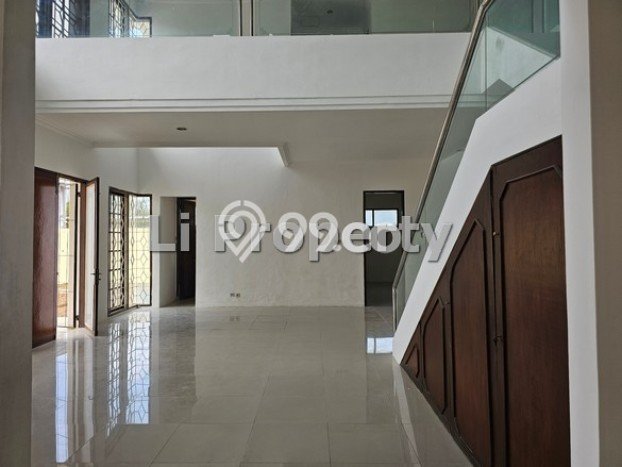 Rumah Bagus Siap Pakai Di Candisari Luas 600m2 Aman Rumah Bagus Siap Pakai Di Candisari Luas 600m2 Aman