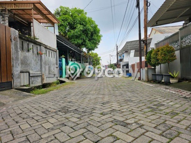 Dijual Kost di Gayamsari, Semarang, 16 KT, 16 KM, Luas 200m2 Dijual Kost di Gayamsari, Semarang, 16 KT, 16 KM, Luas 200m2