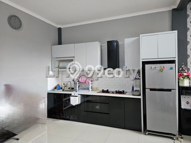 PENAWARAN EKSKLUSIF! Rumah kawasan Jangli, 2 KT, Lingkungan Elite, LT 120m² Bangunan 150m² PENAWARAN EKSKLUSIF! Rumah kawasan Jangli, 2 KT, Lingkungan Elite, LT 120m² Bangunan 150m²