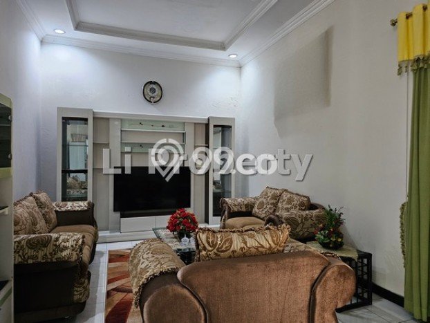 Disewakan! Rumah 3 Kamar Tidur &
2 Kamar Mandi di papandayan, Semarang Disewakan! Rumah 3 Kamar Tidur &
2 Kamar Mandi di papandayan, Semarang