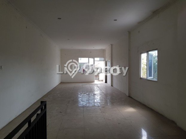 Ruko Lokasi Strategis di Gajah, Luas 210m², Siap Operasional Ruko Lokasi Strategis di Gajah, Luas 210m², Siap Operasional