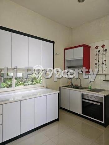 Rumah Luxury Modern Tanpa Renovasi di Jangli Semarang Rumah Luxury Modern Tanpa Renovasi di Jangli Semarang