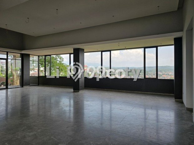 BEST DEAL! Rumah Bagus Disewakan di Semarang BEST DEAL! Rumah Bagus Disewakan di Semarang