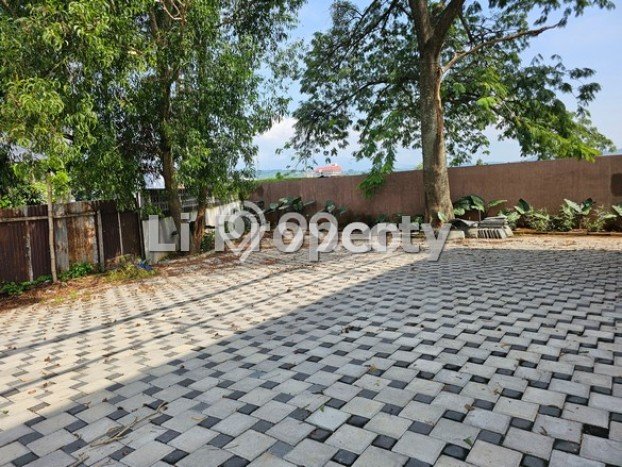 BEST DEAL! Rumah Bagus Disewakan di Semarang BEST DEAL! Rumah Bagus Disewakan di Semarang