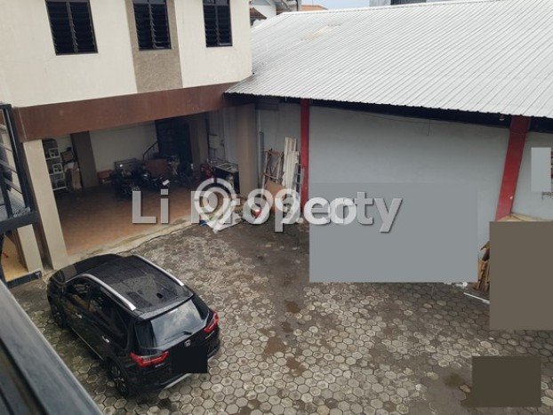 Rumah Sewa Semarang LT 300m2 LB 300m2 Kawasan Majapahit Rumah Sewa Semarang LT 300m2 LB 300m2 Kawasan Majapahit