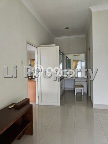 Rumah Disewakan Semarang LT 266m2 LB 150m2 Kawasan Jangli Rumah Disewakan Semarang LT 266m2 LB 150m2 Kawasan Jangli